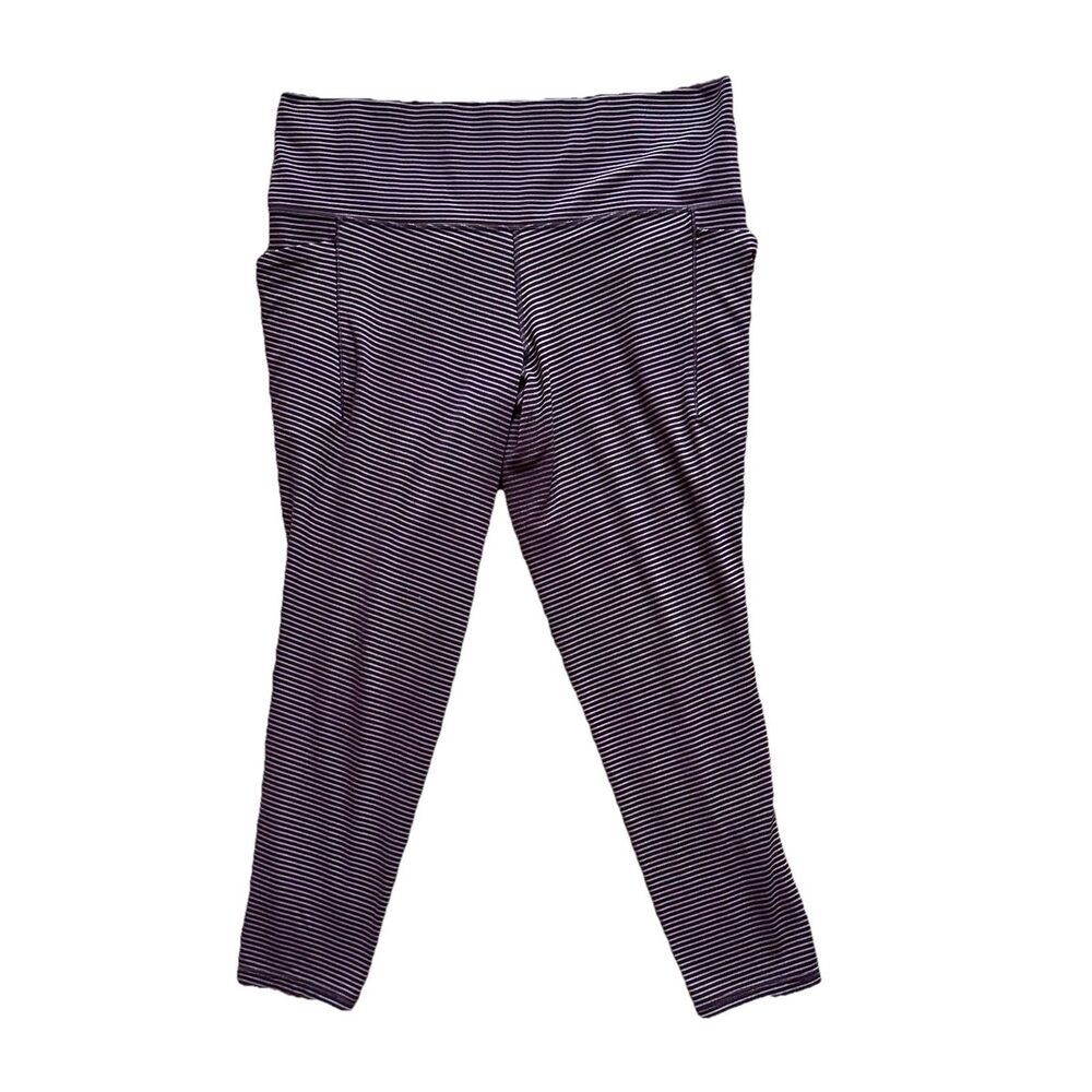Athleta Cropped Leggings Women’s XL Purple Striped High Rise Yoga Sportswear